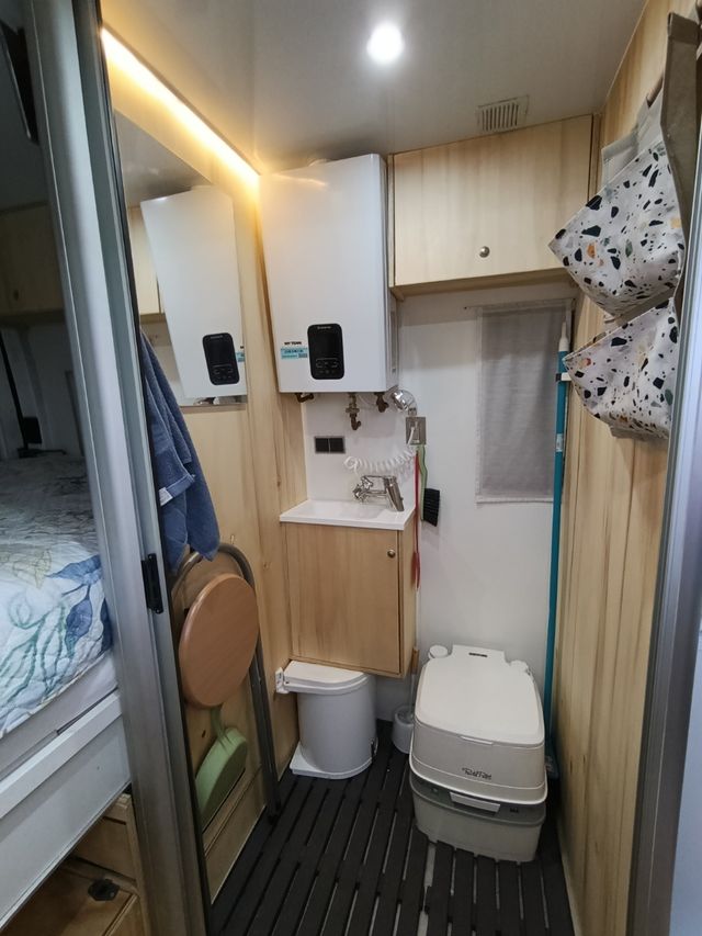 Renault Master camper 2.5 año 2000