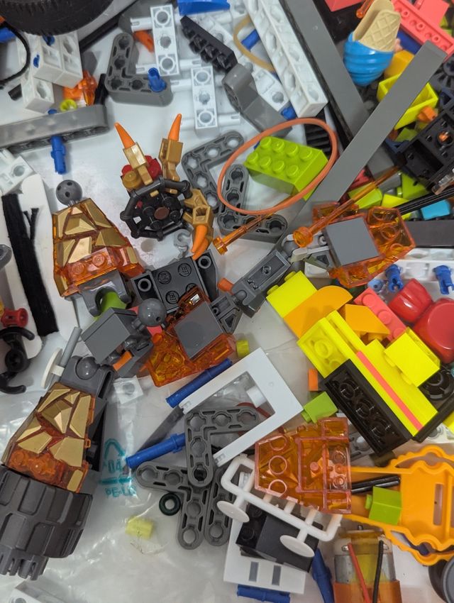 Lego + Laboratorio de Mecánica Clementoni