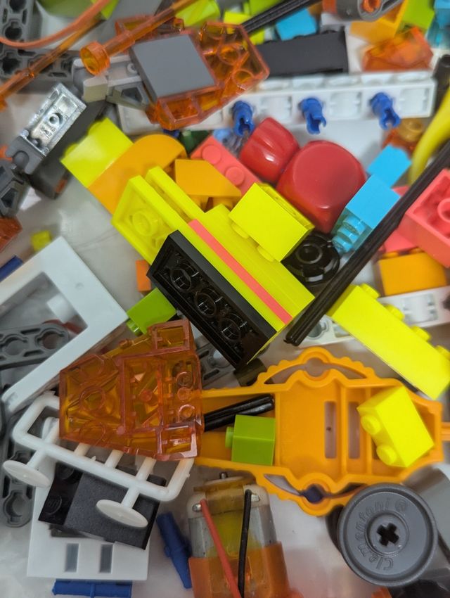 Lego + Laboratorio de Mecánica Clementoni