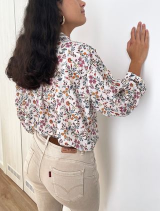 White Oversize Blouse with Floral Pattern 44 (2XL)