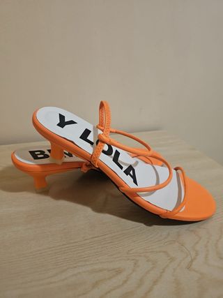 Sandalias Bimba y Lola Naranja Talla X