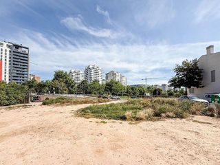 Terreno en venta en Fonteta de Sant Lluís en Valencia