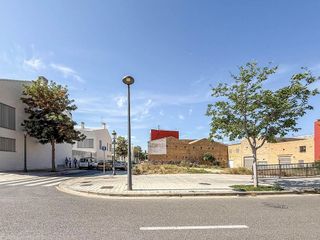 Terreno en venta en Fonteta de Sant Lluís en Valencia