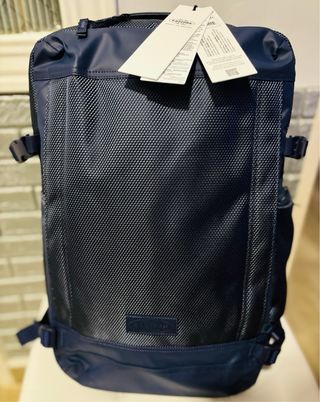 Mochila Eastpak Tecum M Azul Nueva a estrenar.