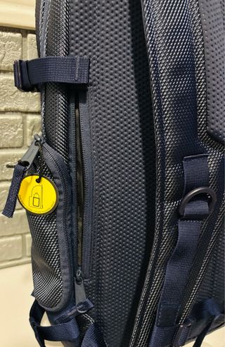 Mochila Eastpak Tecum M Azul Nueva a estrenar.