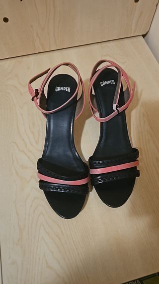 Sandalias Camper Negras y Rosas
