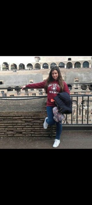 Busco trabajo de niñera/canguro