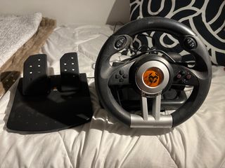 Volante y Pedales Krom para PC o cualquier consola