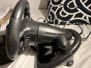 Volante y Pedales Krom para PC o cualquier consola