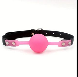 Gag viola in silicone con cinturino in pelle