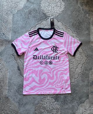 Camiseta Dellafuente Rosa y Negra