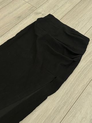 Falda Zara Negra con abertura lateral