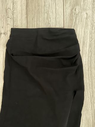 Falda Zara Negra con abertura lateral