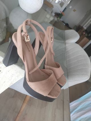 Sandalias tacón alto 35
