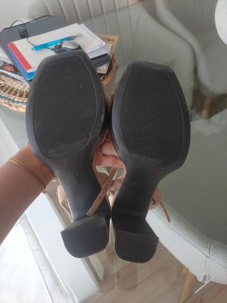 Sandalias tacón alto 35