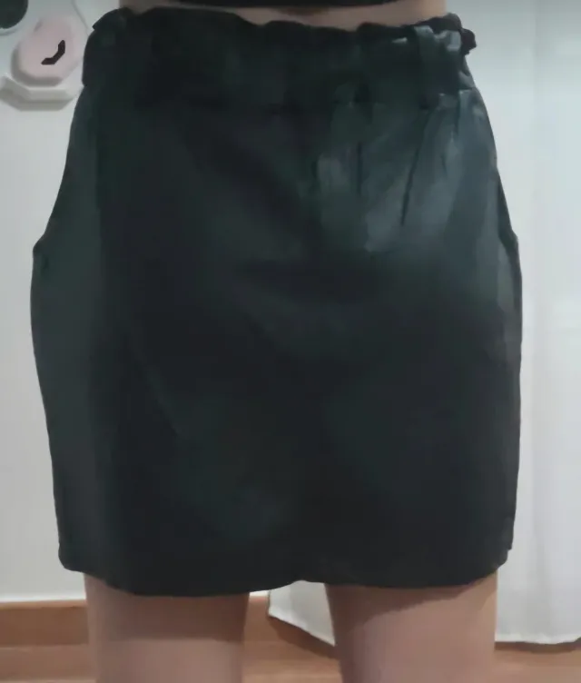 Falda polipiel cintura elástica
