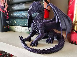 Figura Dragón Rojo Imponente