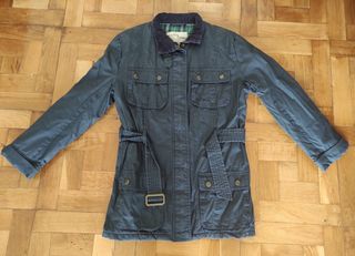 Abrigo impermeable de niña. Sfera. Talla 16.