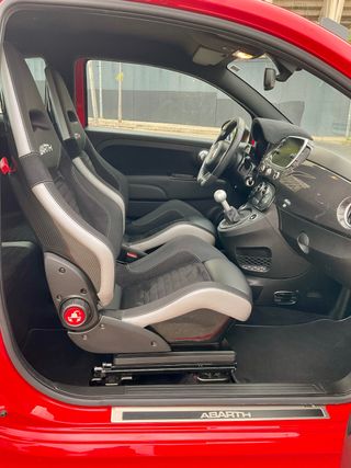 Abarth 500 595 Competizione 1.4 16v T-Jet 132kW E6