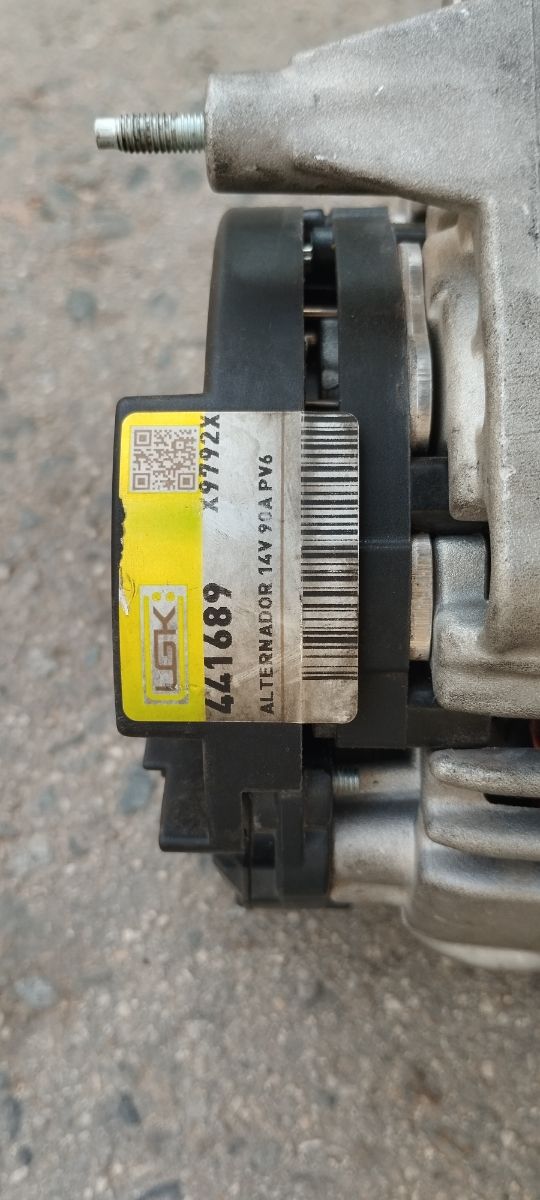 Alternador Bosch (mirar descripción compatibilida)