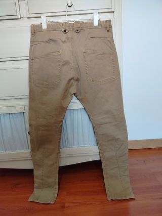 Pantalón Bershka beige hombre