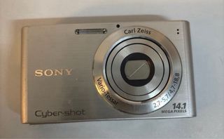 Cámara Sony Cyber-shot Plata