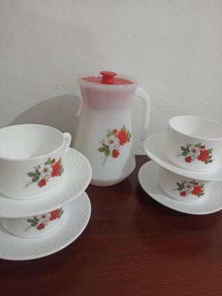 Juego Tazas y Jarra Arcopal Amélie Vintage Flores