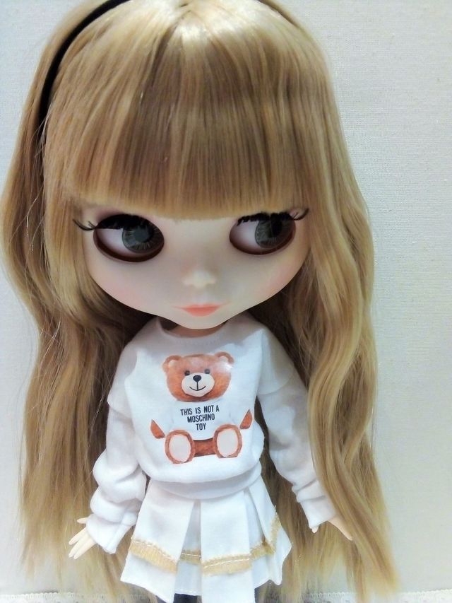 MUÑECA TIPO BLYTHE CON CUERPO ARTICULADO&CARA MATE