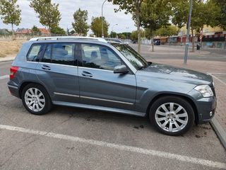 Mercedes-Benz GLK  2012