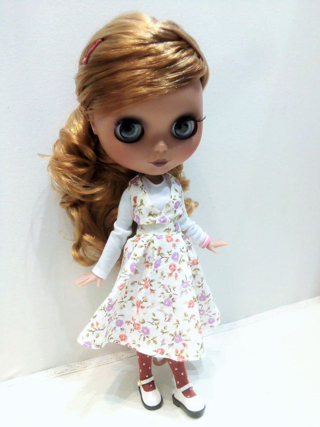 MUÑECA TIPO BLYTHE CON CUERPO ARTICULADO&CARA MATE