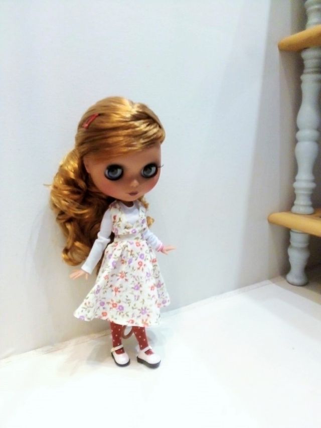 MUÑECA TIPO BLYTHE CON CUERPO ARTICULADO&CARA MATE