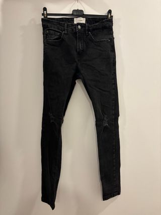 Pantalón tejano negro