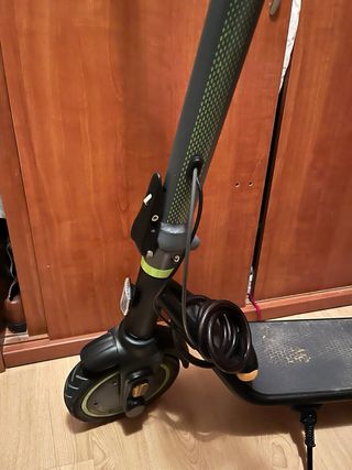 Patinete Eléctrico Cecotec Bongo D30