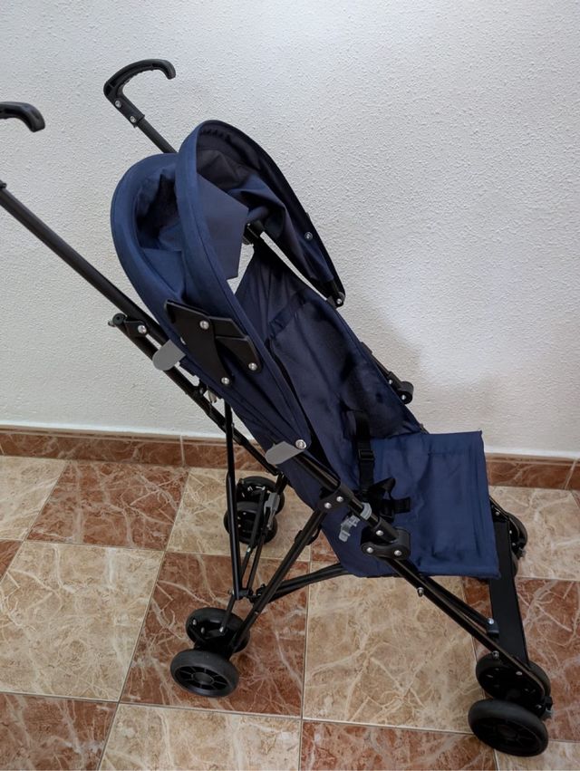 2 carrelli portaombrelli blu