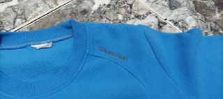 Conjunto 2 jérseis Quechua Azul y Negra. Talla S