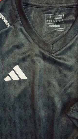 Camiseta Adidas Pro 23 Negra