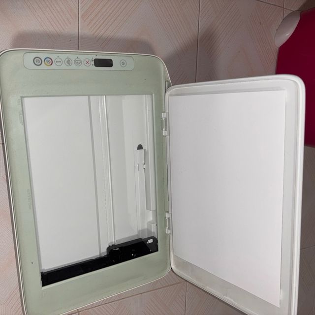 Impresora HP Verde y Blanca