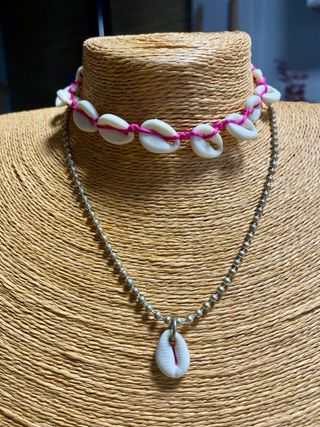 Collar caracolas rosa 