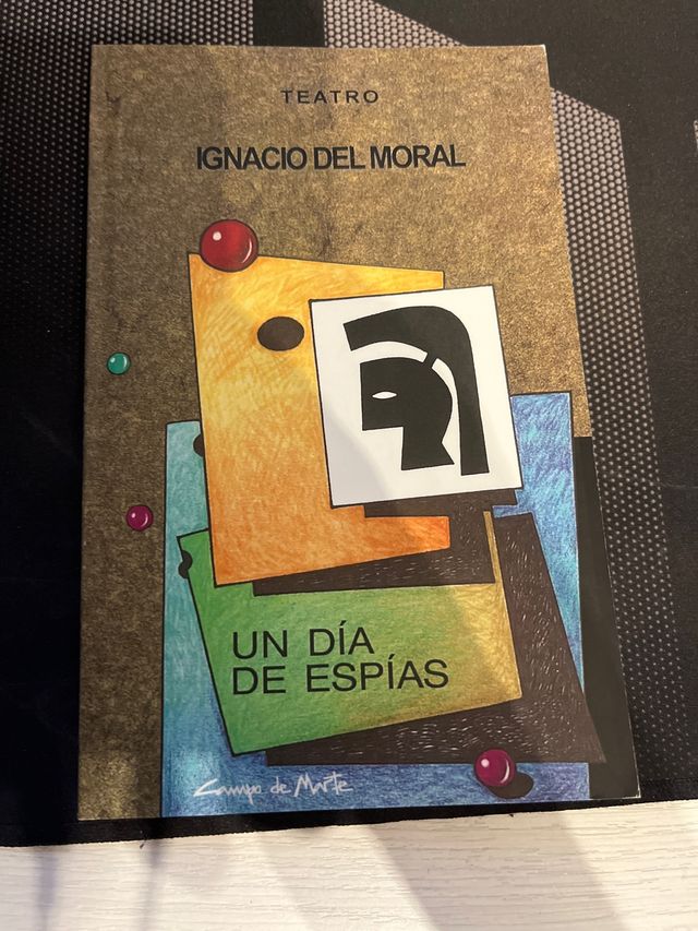 Un día de espías, o, El caso del repollo con ...
