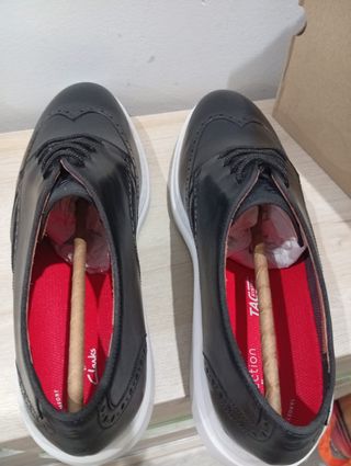 Zapatos Clarks dennet, t.47