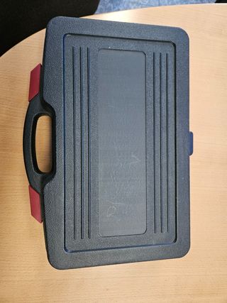 Caja de herramientas negra