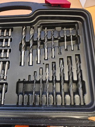 Caja de herramientas negra