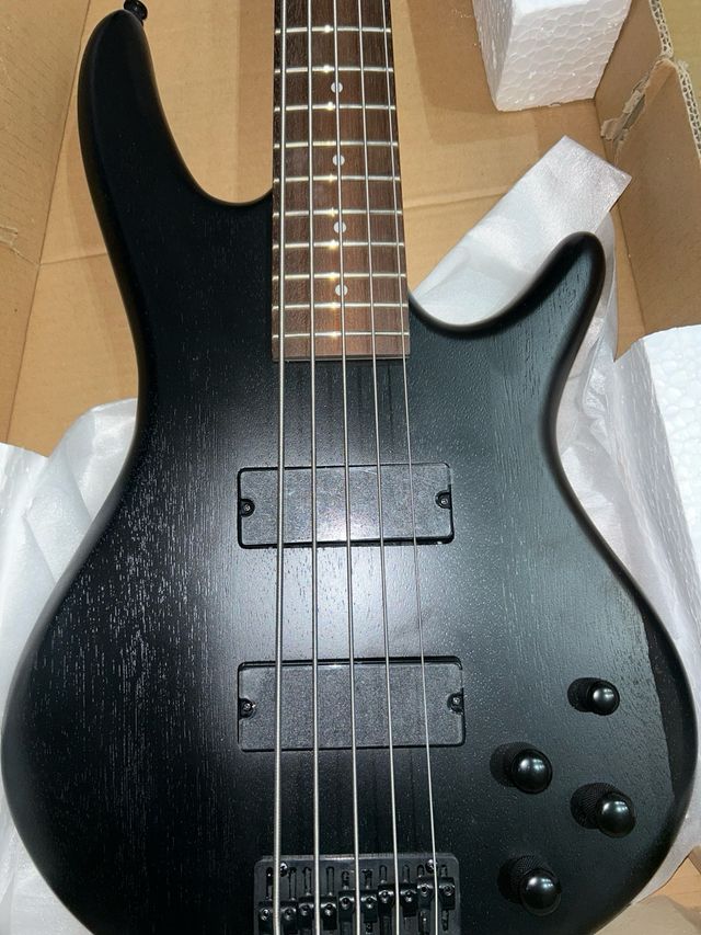 IBANEZ GIO Serie E-Bass 5 Corde