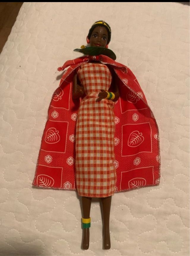 Barbie Kenia Muñeca Africana