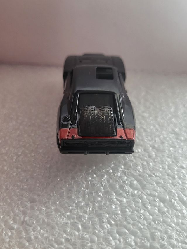 Hotwheels Dodge Charger Rápido y Furioso