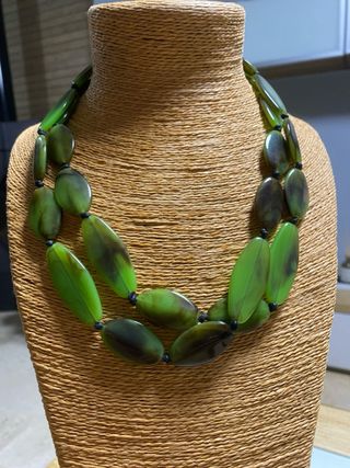 Collar largo hojas verde y marrón