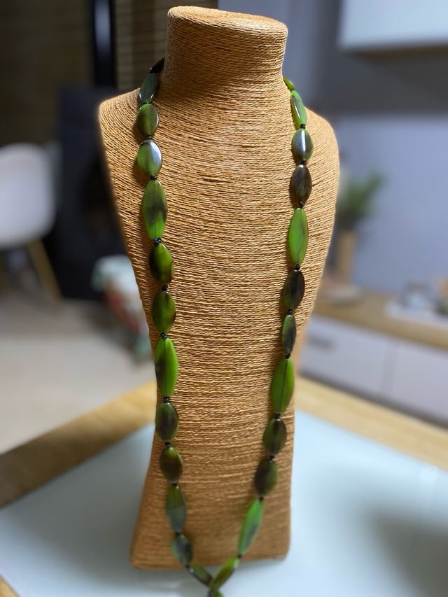 Collar largo hojas verde y marrón