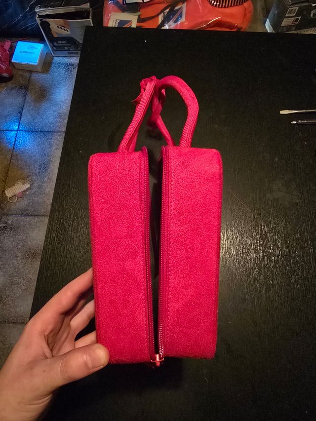 Estuche organizador rosa con asa