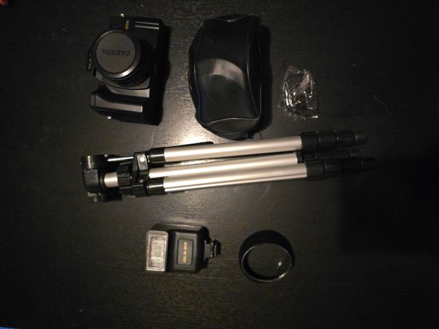 Kit Cámara Olympus 2000N + Trípode