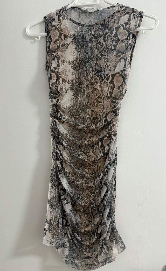 Vestido de malha tamanho único com estampa de cobra